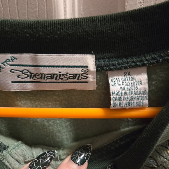 2X women's green button up sweatshirt - Picture 2 of 3